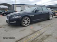 ✅ 2017 Jaguar XJ Portfolio • VIN: SAJWA2G74H8W09855 • Lot: 47771025. Wystawiony na Copart z przebiegiem Nie podano. Bezpłatny archiwum sprzedaży aukcyjnych z USA i szczegółowy raport historii pojazdu na DreamBid. Zdjęcie 1.