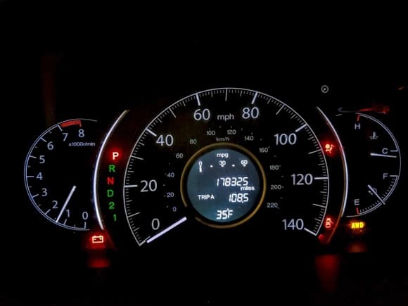 ✅ 2013 Honda CR-V EX-L • VIN: 5J6RM4H71DL045418 • Lot: 95411645. Listed on Copart with 178,325 mi. Free auction sales archive from the USA and detailed vehicle history report at DreamBid. Image 9.