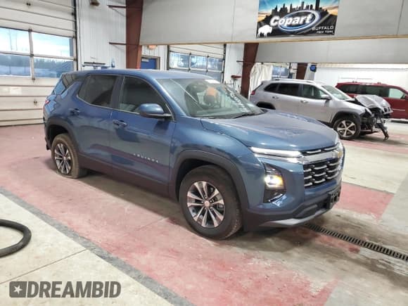 ✅ 2025 Chevrolet Equinox AWD LT • VIN: 3GNAXPEG4SL185908 • Lot: 86675665. Listed on Copart with 6,893 mi. Free auction sales archive from the USA and detailed vehicle history report at DreamBid. Image 4.
