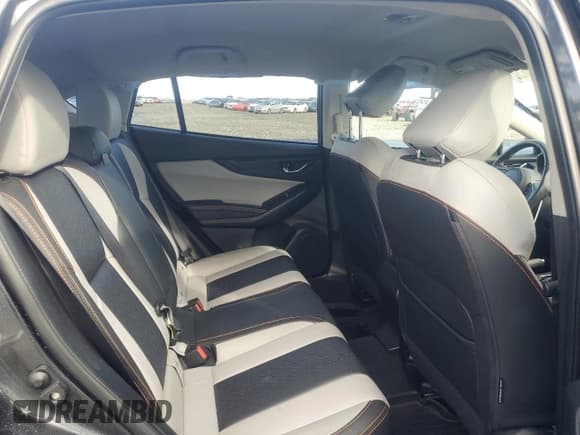 ✅ 2019 Subaru Crosstrek Limited • VIN: JF2GTAMC3K8250757 • Lot: 93044615. Wystawiony na Copart z przebiegiem 38 213 mil. Bezpłatny archiwum sprzedaży aukcyjnych z USA i szczegółowy raport historii pojazdu na DreamBid. Zdjęcie 11.