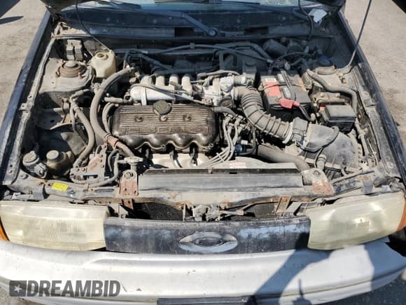 ✅ 1992 Ford Escort • VIN: 1FAPP11JXNW156984 • Лот: 63462264. Опубликован ранее на Copart с пробегом 37 774 миль. Бесплатный доступ к архиву аукционных продаж из США и подробный отчёт об истории автомобиля на DreamBid. Изображение 11.