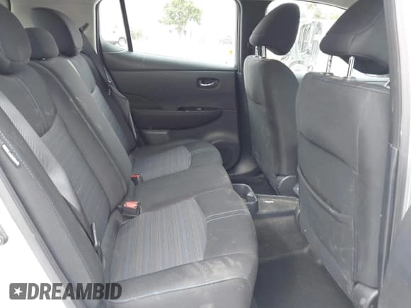 ✅ 2023 Nissan LEAF SV Plus • VIN: 1N4CZ1CV2PC551299 • Lot: 42773918. Wystawiony na IAAI z przebiegiem 30 405 mil. Bezpłatny archiwum sprzedaży aukcyjnych z USA i szczegółowy raport historii pojazdu na DreamBid. Zdjęcie 8.