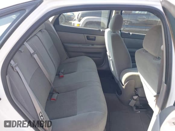 ✅ 2003 Ford Taurus SES Standard • VIN: 1FAFP55U93G242270 • Лот: 42583659. Опубликован ранее на IAAI с пробегом 225 924 миль. Бесплатный доступ к архиву аукционных продаж из США и подробный отчёт об истории автомобиля на DreamBid. Изображение 8.