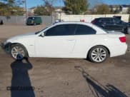 ✅ 2013 BMW 3 Series 328i • VIN: WBADW3C54DJ526234 • Lot: 41671830. Wystawiony na IAAI z przebiegiem Nie podano. Bezpłatny archiwum sprzedaży aukcyjnych z USA i szczegółowy raport historii pojazdu na DreamBid. Zdjęcie 14.