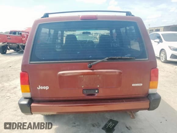 ✅ 2001 Jeep Cherokee • VIN: 1J4FT47S81L600615 • Лот: 60460715. Опубликован ранее на Copart с пробегом 178 528 миль. Бесплатный доступ к архиву аукционных продаж из США и подробный отчёт об истории автомобиля на DreamBid. Изображение 6.