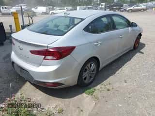 2019 Hyundai Elantra Value Edition with VIN KMHD84LFXKU747274, listed as a IAAI auction lot 42598373 with 137,825 mi miles and . Bid and sale history available at DreamBid. Image 4.