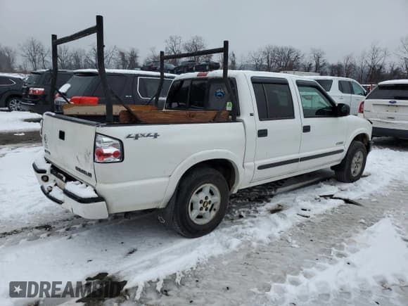 ✅ 2004 Chevrolet S-10 LS • VIN: 1GCDT13X14K112744 • Лот: 85358934. Опубликован ранее на Copart с пробегом 205 093 миль. Бесплатный доступ к архиву аукционных продаж из США и подробный отчёт об истории автомобиля на DreamBid. Изображение 3.