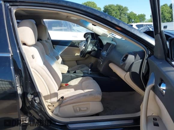 ✅ 2014 Nissan Maxima SV • VIN: 1N4AA5AP5EC499187 • Lot: 42094212. Listed on IAAI with 196,747 mi. Free auction sales archive from the USA and detailed vehicle history report at DreamBid. Image 5.