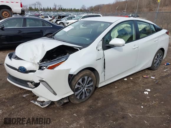 ✅ 2021 Toyota Prius XLE • VIN: JTDL9MFU3M3030604 • Lot: 41837427. Wystawiony na IAAI z przebiegiem 62 678 mil. Bezpłatny archiwum sprzedaży aukcyjnych z USA i szczegółowy raport historii pojazdu na DreamBid. Zdjęcie 17.