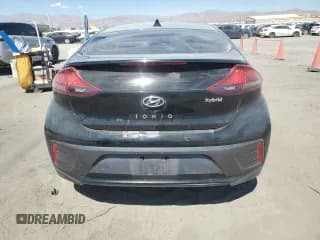 ✅ 2020 Hyundai Ioniq SE • VIN: KMHC75LC1LU227251 • Lot: 71763064. Wystawiony na Copart z przebiegiem 25 004 mil. Bezpłatny archiwum sprzedaży aukcyjnych z USA i szczegółowy raport historii pojazdu na DreamBid. Zdjęcie 6.