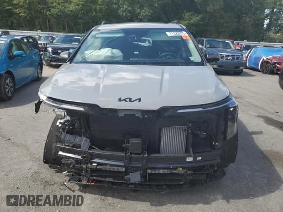 ✅ 2025 Kia Carnival SX Prestige • VIN: KNDNE5KA5S6030279 • Lot: 71822075. Wystawiony na Copart z przebiegiem 25 900 mil. Bezpłatny archiwum sprzedaży aukcyjnych z USA i szczegółowy raport historii pojazdu na DreamBid. Zdjęcie 5.