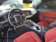 ✅ 2022 Dodge Challenger R/T Scat Pack Widebody • VIN: 2C3CDZFJ8NH246856 • Lot: 39594224. Wystawiony na Copart z przebiegiem 9 996 mil. Bezpłatny archiwum sprzedaży aukcyjnych z USA i szczegółowy raport historii pojazdu na DreamBid. Zdjęcie 8.