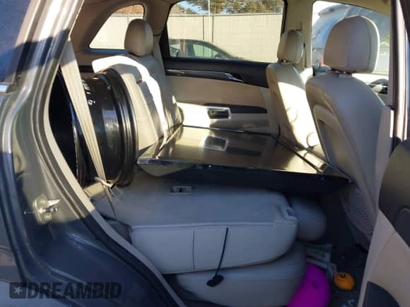 2009 Saturn VUE XE z VIN 3GSCL33P89S530306, wystawiony jako IAAI lot #41462548 z przebiegiem 205 175 mil mil oraz . Historia ofert i sprzedaży dostępna na DreamBid. Obrazek 8.