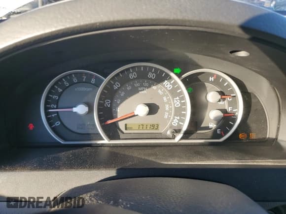 ✅ 2008 Kia Sorento LX • VIN: KNDJC735985828347 • Lot: 91780965. Listed on Copart with 171,193 mi. Free auction sales archive from the USA and detailed vehicle history report at DreamBid. Image 9.