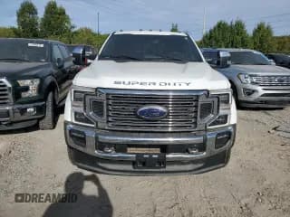 ✅ 2022 Ford F-450 XL • VIN: 1FT8W4DT4NEF98925 • Lot: 72211744. Wystawiony na Copart z przebiegiem 8 796 mil. Bezpłatny archiwum sprzedaży aukcyjnych z USA i szczegółowy raport historii pojazdu na DreamBid. Zdjęcie 5.