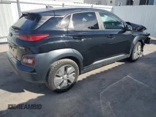 ✅ 2021 Hyundai Kona SEL • VIN: KM8K23AG2MU135006 • Лот: 37253144. Опубликован ранее на Copart с пробегом 50 470 миль. Бесплатный доступ к архиву аукционных продаж из США и подробный отчёт об истории автомобиля на DreamBid. Изображение 3.
