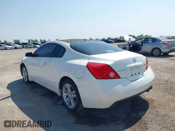 ✅ 2012 Nissan Altima S • VIN: 1N4AL2EP9CC263870 • Lot: 43169080. Listed on IAAI with 135,619 mi. Free auction sales archive from the USA and detailed vehicle history report at DreamBid. Image 3.