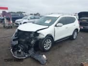 ✅ 2019 Nissan Rogue S • VIN: 5N1AT2MT0KC845388 • Lot: 43289030. Wystawiony na IAAI z przebiegiem 115 511 mil. Bezpłatny archiwum sprzedaży aukcyjnych z USA i szczegółowy raport historii pojazdu na DreamBid. Zdjęcie 2.