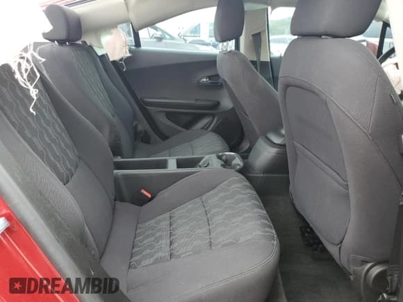 ✅ 2013 Chevrolet Volt • VIN: 1G1RA6E44DU112701 • Lot: 69984424. Wystawiony na Copart z przebiegiem 39 284 mil. Bezpłatny archiwum sprzedaży aukcyjnych z USA i szczegółowy raport historii pojazdu na DreamBid. Zdjęcie 10.