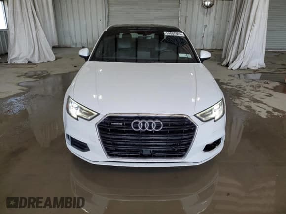 ✅ 2019 Audi A3 Premium • VIN: WAUBEGFF7K1019363 • Lot: 54867595. Wystawiony na Copart z przebiegiem 92 829 mil. Bezpłatny archiwum sprzedaży aukcyjnych z USA i szczegółowy raport historii pojazdu na DreamBid. Zdjęcie 5.