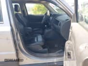 ✅ 2015 Jeep Patriot Latitude • VIN: 1C4NJPFA2FD126504 • Lot: 42629000. Wystawiony na IAAI z przebiegiem 123 019 mil. Bezpłatny archiwum sprzedaży aukcyjnych z USA i szczegółowy raport historii pojazdu na DreamBid. Zdjęcie 5.