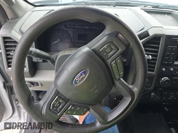 ✅ 2018 Ford F-250 XL • VIN: 1FT7X2B60JEC21237 • Лот: 43438119. Опубликован ранее на IAAI с пробегом 174 880 миль. Бесплатный доступ к архиву аукционных продаж из США и подробный отчёт об истории автомобиля на DreamBid. Изображение 9.