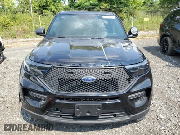 ✅ 2023 Ford Police Interceptor Utility • VIN: 1FM5K8ACXPGA19840 • Lot: 67110785. Wystawiony na Copart z przebiegiem 49 346 mil. Bezpłatny archiwum sprzedaży aukcyjnych z USA i szczegółowy raport historii pojazdu na DreamBid. Zdjęcie 5.