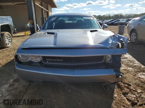 ✅ 2014 Dodge Challenger SXT • VIN: 2C3CDYAG1EH304098 • Lot: 81342344. Wystawiony na Copart z przebiegiem 182 465 mil. Bezpłatny archiwum sprzedaży aukcyjnych z USA i szczegółowy raport historii pojazdu na DreamBid. Zdjęcie 5.