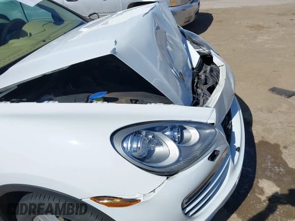 ✅ 2014 Porsche Cayenne Diesel • VIN: WP1AF2A22ELA32760 • Lot: 41848211. Wystawiony na IAAI z przebiegiem 120 645 mil. Bezpłatny archiwum sprzedaży aukcyjnych z USA i szczegółowy raport historii pojazdu na DreamBid. Zdjęcie 6.