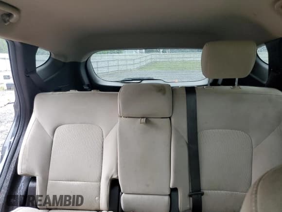 ✅ 2017 Hyundai Santa Fe 2.4L • VIN: 5XYZT3LB6HG448228 • Лот: 67212544. Опубликован ранее на Copart с пробегом 161 402 миль. Бесплатный доступ к архиву аукционных продаж из США и подробный отчёт об истории автомобиля на DreamBid. Изображение 10.