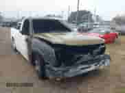 2006 Chevrolet Silverado 1500 LS z VIN 1GCEC14V36Z284351, wystawiony jako IAAI lot #41370473 z przebiegiem Nie podano mil oraz . Historia ofert i sprzedaży dostępna na DreamBid. Obrazek 6.