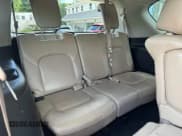 ✅ 2018 Nissan Armada SV • VIN: JN8AY2ND0JX003286 • Lot: 70901145. Wystawiony na Copart z przebiegiem 207 140 mil. Bezpłatny archiwum sprzedaży aukcyjnych z USA i szczegółowy raport historii pojazdu na DreamBid. Zdjęcie 7.