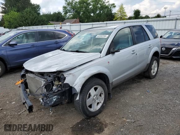 ✅ 2004 Saturn VUE V6 • VIN: 5GZCZ63444S807649 • Lot: 63202255. Wystawiony na Copart z przebiegiem 107 896 mil. Bezpłatny archiwum sprzedaży aukcyjnych z USA i szczegółowy raport historii pojazdu na DreamBid. Zdjęcie 1.