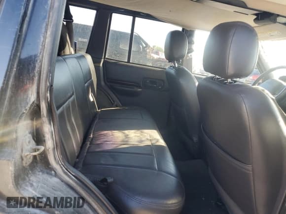 ✅ 2000 Jeep Cherokee Limited • VIN: 1J4FF68S9YL188006 • Лот: 84182765. Опубликован ранее на Copart с пробегом Не указан. Бесплатный доступ к архиву аукционных продаж из США и подробный отчёт об истории автомобиля на DreamBid. Изображение 11.