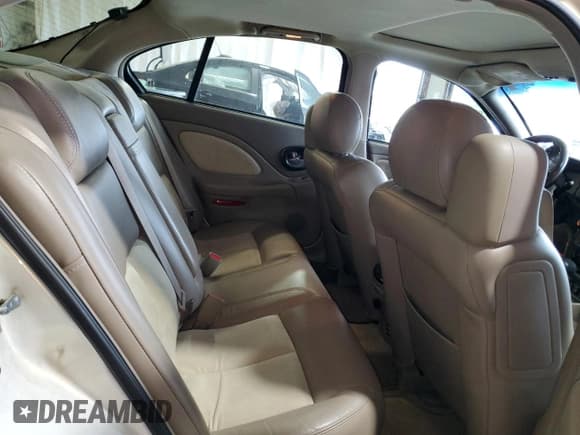 ✅ 2005 Pontiac Bonneville GXP • VIN: 1G2HZ54Y45U107286 • Лот: 85558185. Опубликован ранее на Copart с пробегом 122 079 миль. Бесплатный доступ к архиву аукционных продаж из США и подробный отчёт об истории автомобиля на DreamBid. Изображение 10.