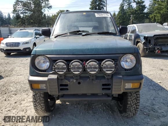 ✅ 1995 Mitsubishi Montero • VIN: H56A5005215 • Лот: 70391775. Опубликован ранее на Copart с пробегом 81 576 миль. Бесплатный доступ к архиву аукционных продаж из США и подробный отчёт об истории автомобиля на DreamBid. Изображение 5.