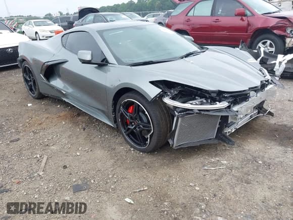 ✅ 2022 Chevrolet Corvette 3LT • VIN: 1G1YC2D47N5104751 • Lot: 42411293. Wystawiony na IAAI z przebiegiem 14 123 mil. Bezpłatny archiwum sprzedaży aukcyjnych z USA i szczegółowy raport historii pojazdu na DreamBid. Zdjęcie 1.