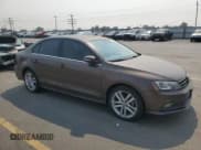 ✅ 2015 Volkswagen Jetta S • VIN: 3VWLA7AJ6FM414865 • Lot: 71738735. Wystawiony na Copart z przebiegiem 101 282 mil. Bezpłatny archiwum sprzedaży aukcyjnych z USA i szczegółowy raport historii pojazdu na DreamBid. Zdjęcie 4.