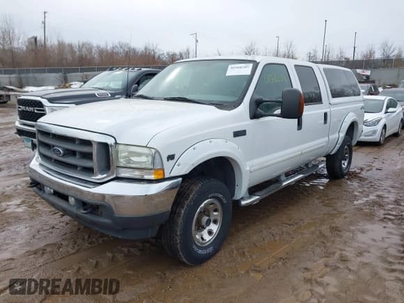 ✅ 2003 Ford F-350 XL • VIN: 1FTSW31S63EB93562 • Лот: 41568205. Опубликован ранее на IAAI с пробегом 99 601 миль. Бесплатный доступ к архиву аукционных продаж из США и подробный отчёт об истории автомобиля на DreamBid. Изображение 6.