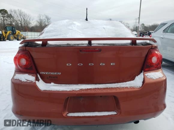 ✅ 2012 Dodge Avenger SE • VIN: 1C3CDZAB4CN238449 • Лот: 89296335. Опубликован ранее на Copart с пробегом 91 975 миль. Бесплатный доступ к архиву аукционных продаж из США и подробный отчёт об истории автомобиля на DreamBid. Изображение 6.