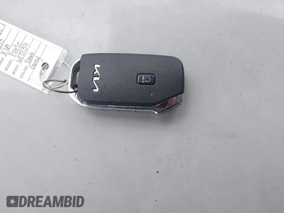 ✅ 2023 Kia Forte GT-Line • VIN: 3KPF54AD0PE550207 • Lot: 43009063. Wystawiony na IAAI z przebiegiem 25 491 mil. Bezpłatny archiwum sprzedaży aukcyjnych z USA i szczegółowy raport historii pojazdu na DreamBid. Zdjęcie 11.