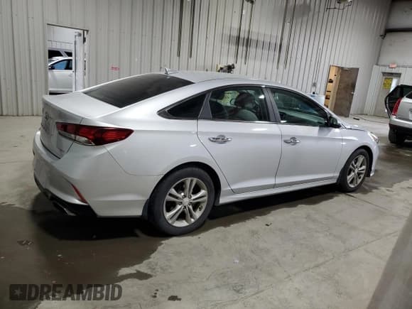 ✅ 2018 Hyundai Sonata Sport Plus • VIN: 5NPE34AFXJH682526 • Лот: 91583245. Опубликован ранее на Copart с пробегом 51 781 миль. Бесплатный доступ к архиву аукционных продаж из США и подробный отчёт об истории автомобиля на DreamBid. Изображение 3.