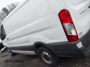 ✅ 2016 Ford Transit Cargo • VIN: 1FTYE1YM1GKA93045 • Lot: 41521031. Wystawiony na IAAI z przebiegiem 189 384 mil. Bezpłatny archiwum sprzedaży aukcyjnych z USA i szczegółowy raport historii pojazdu na DreamBid. Zdjęcie 15.