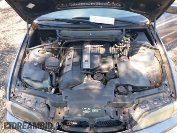 ✅ 2003 BMW 3 Series 325xi • VIN: WBAEP33443PF02247 • Lot: 42560000. Listed on IAAI with 143,766 mi. Free auction sales archive from the USA and detailed vehicle history report at DreamBid. Image 10.