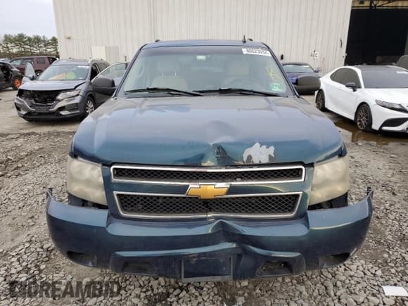 ✅ 2007 Chevrolet Suburban LTZ • VIN: 3GNFK16317G184423 • Lot: 80623094. Wystawiony na Copart z przebiegiem Nie podano. Bezpłatny archiwum sprzedaży aukcyjnych z USA i szczegółowy raport historii pojazdu na DreamBid. Zdjęcie 5.