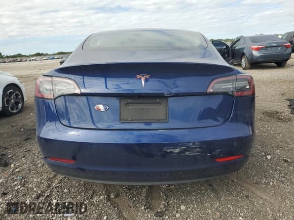✅ 2020 Tesla Model 3 Standard Range Plus • VIN: 5YJ3E1EA6LF796913 • Лот: 71775975. Опубликован ранее на Copart с пробегом 60 724 миль. Бесплатный доступ к архиву аукционных продаж из США и подробный отчёт об истории автомобиля на DreamBid. Изображение 6.
