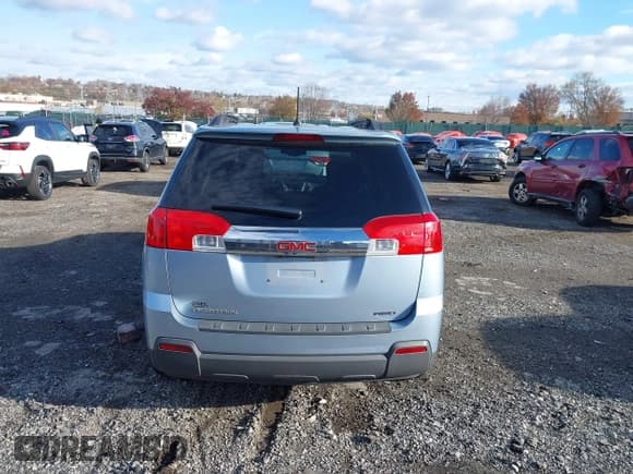 ✅ 2014 GMC Terrain SLE • VIN: 2GKFLWEK2E6232665 • Lot: 43671704. Wystawiony na IAAI z przebiegiem 121 517 mil. Bezpłatny archiwum sprzedaży aukcyjnych z USA i szczegółowy raport historii pojazdu na DreamBid. Zdjęcie 17.