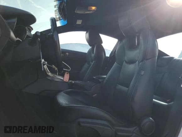 ✅ 2013 Hyundai Genesis Coupe 2.0T • VIN: KMHHT6KD1DU097572 • Lot: 59613825. Wystawiony na Copart z przebiegiem 158 758 mil. Bezpłatny archiwum sprzedaży aukcyjnych z USA i szczegółowy raport historii pojazdu na DreamBid. Zdjęcie 7.