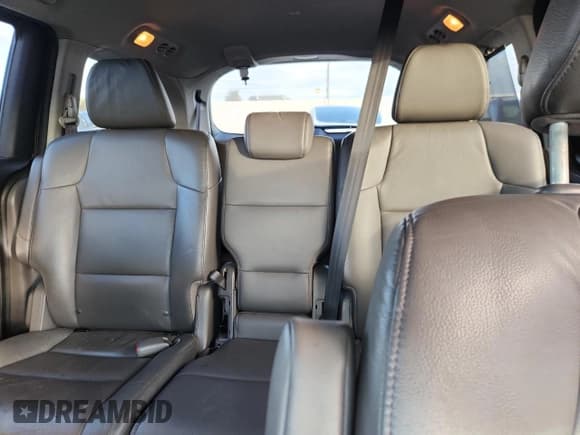 ✅ 2014 Honda Odyssey Touring • VIN: 5FNRL5H96EB054586 • Lot: 92015035. Wystawiony na Copart z przebiegiem 156 312 mil. Bezpłatny archiwum sprzedaży aukcyjnych z USA i szczegółowy raport historii pojazdu na DreamBid. Zdjęcie 10.