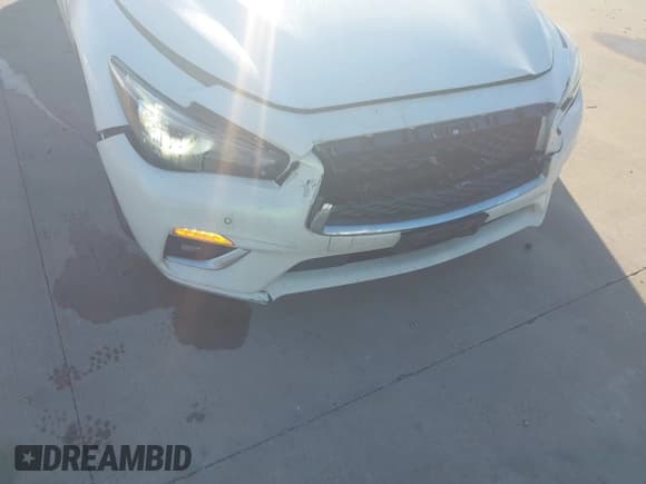 ✅ 2018 Infiniti Q50 Luxe • VIN: JN1EV7AP9JM360229 • Lot: 43688827. Wystawiony na IAAI z przebiegiem 120 145 mil. Bezpłatny archiwum sprzedaży aukcyjnych z USA i szczegółowy raport historii pojazdu na DreamBid. Zdjęcie 6.